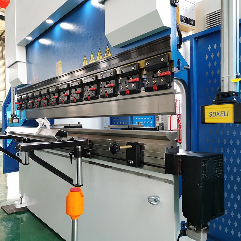 160t-4000 4-axis Cnc Hydraulic Bending Machine Press Brake 160t-4000 4-осевой гидравлический листогибочный пресс с ЧПУ