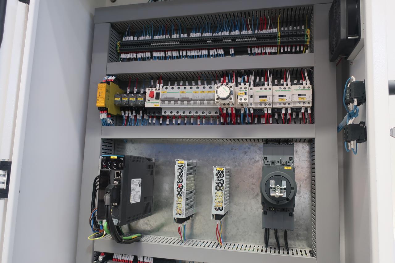 машина гидравлической гильотины 16мм режа для вырезывания металлического листа 6 метров