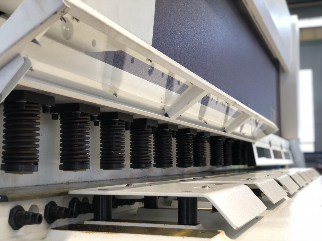 16mm Hydraulic Guillotine Shearing Machine For Sheet Metal Cutting 6 Meters машина гидравлической гильотины 16мм режа для вырезывания металлического листа 6 метров