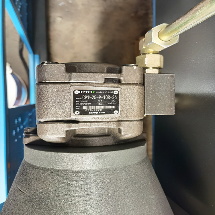 300t/4000 Hydraulic Press Brake Machine Гидравлический листогибочный пресс 300 т/4000