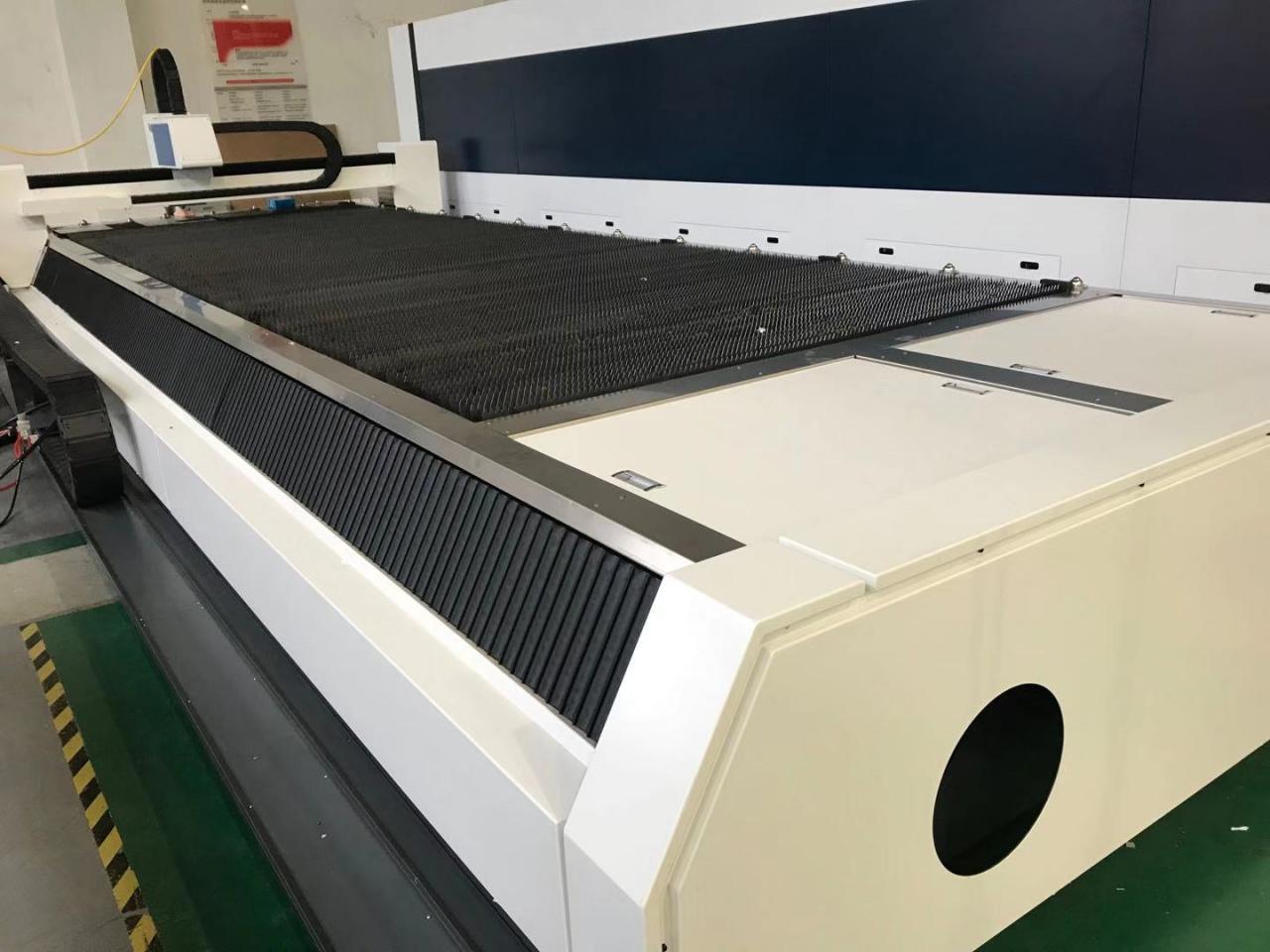 3015 4015 1kw To 6kw Cnc Fiber Laser Cutting Machine Raycus Laser Power 3015 4015 1кв к силе лазера Райкус автомата для резки лазера волокна Кнк 6кв