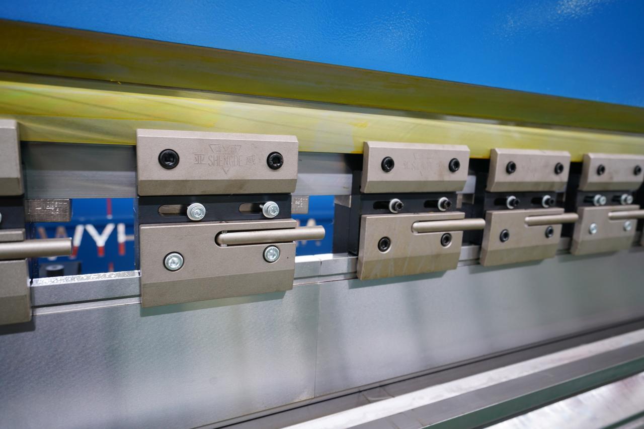 4 Axis Cnc Tandem Press Brake With Delem Da58t 2d Graphical Controller Листогибочный пресс Кнк 4 осей тандемный с графическим регулятором Делем Да58т 2д