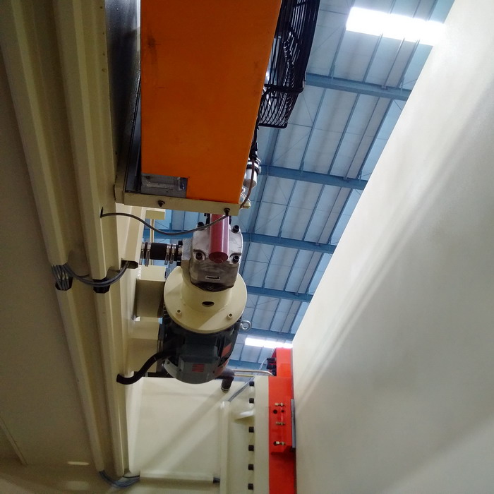 4 Axis Cnc Tandem Press Brake With Delem Da58t 2d Graphical Controller Листогибочный пресс Кнк 4 осей тандемный с графическим регулятором Делем Да58т 2д