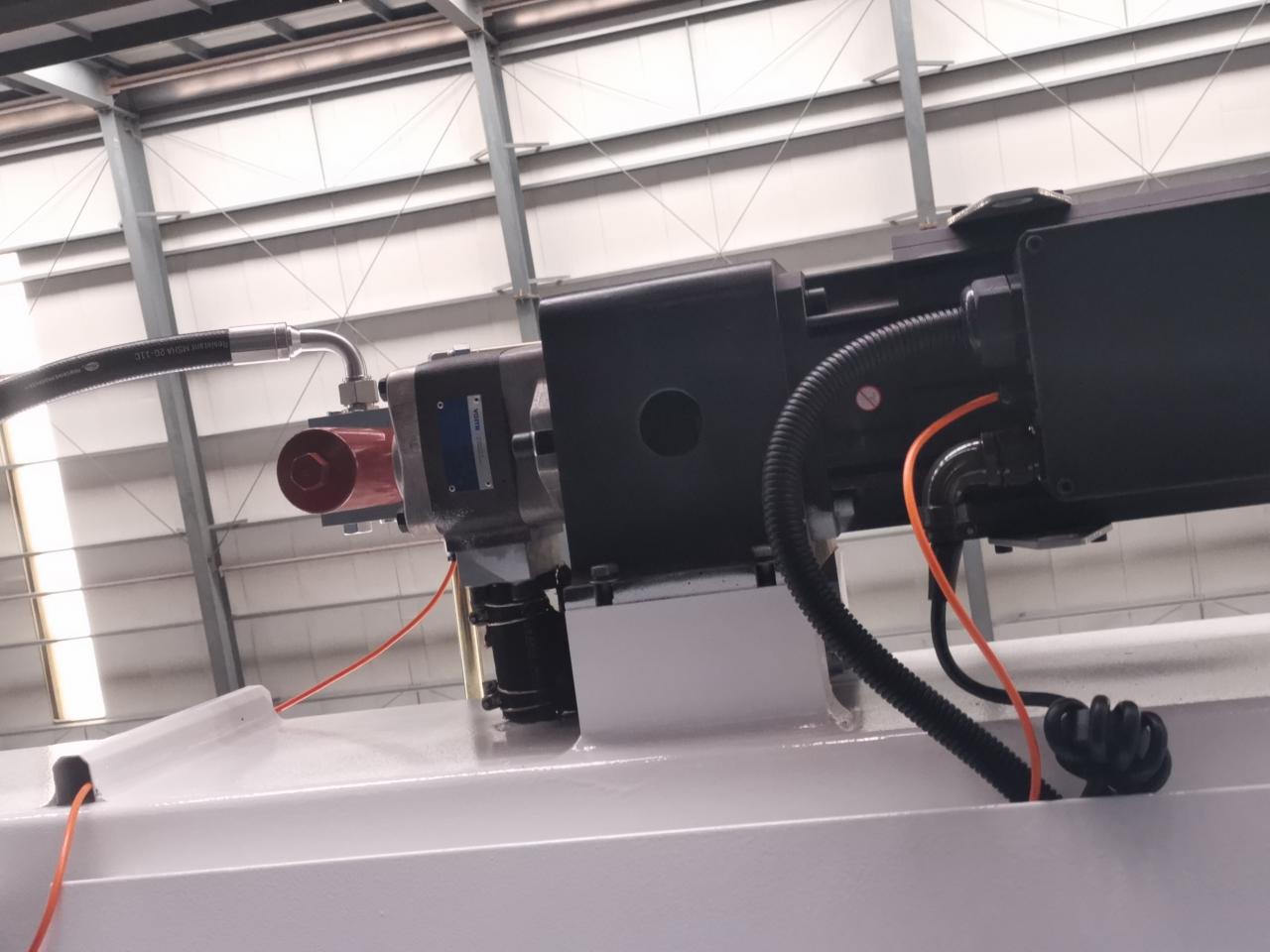 4 Axis Cnc Tandem Press Brake With Delem Da58t 2d Graphical Controller Листогибочный пресс Кнк 4 осей тандемный с графическим регулятором Делем Да58т 2д