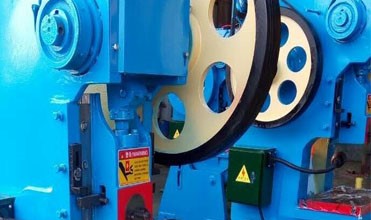 400 Ton Small Pneumatic Power Punch Press Mechanical Eccentric Punching Machine 400-тонный небольшой пневматический пробивной пресс Механический эксцентриковый пробивной станок