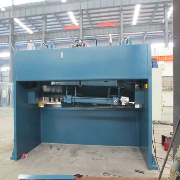 4mmx2500 Hydraulic Shearing Steel Plate Cutting Machinery Steel Plate Shear 4mmx2500 Гидравлические ножницы для резки стальной пластины