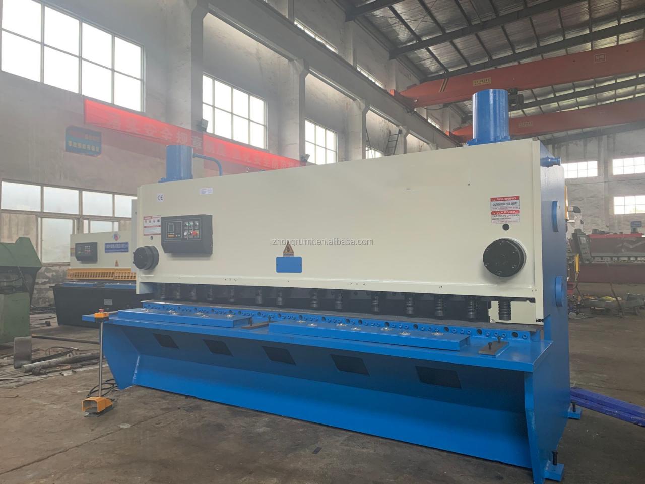 4mmx2500 Hydraulic Shearing Steel Plate Cutting Machinery Steel Plate Shear 4mmx2500 Гидравлические ножницы для резки стальной пластины