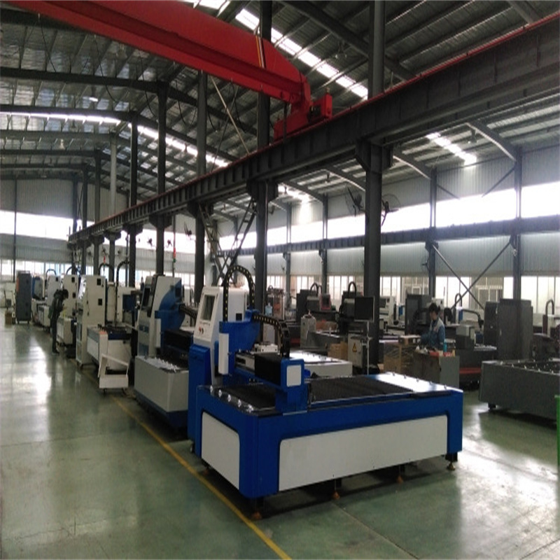 Станок для лазерной резки листового металла 500 Вт по дешевой цене для продажи