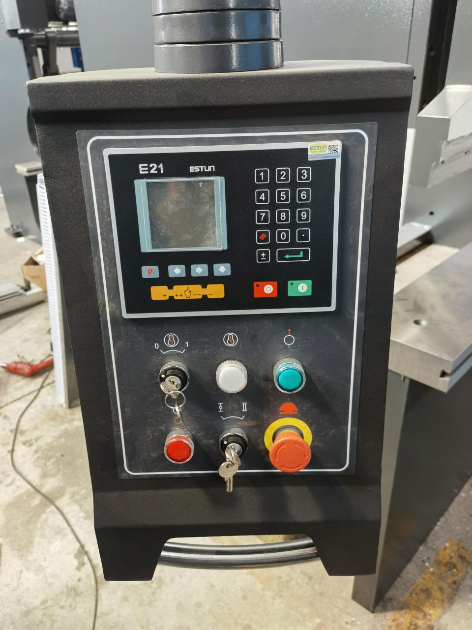 Станок для резки пластин из нержавеющей стали 6x3200 мм, Автоматическая машина для резки листового железа