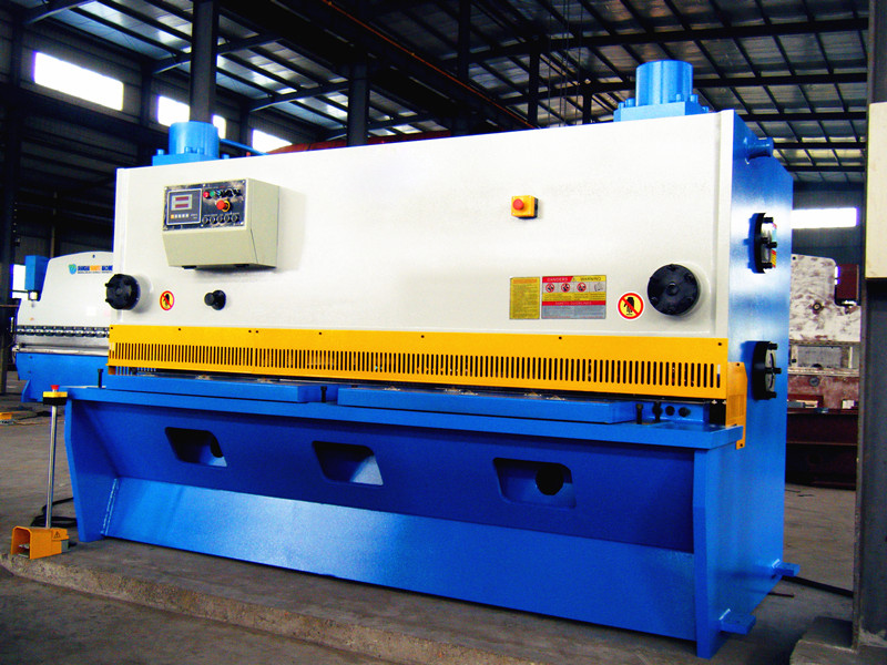 Aluminium Cutting Machine Hydraulic Guillotine Shearing Machine Pendulum Plate Shears Станок для резки алюминия Гидравлические гильотинные ножницы Маятниковые листовые ножницы