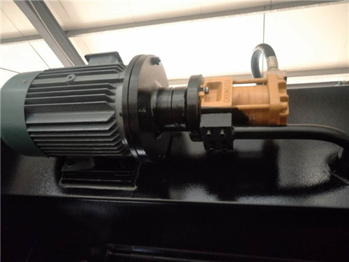 Da53t Cnc System Controller 125t4000 3+1 Axis Cnc Hydraulic Press Brake With Good Quality Da53t Cnc System Controller 125t4000 3 + 1 Axis Cnc Гидравлический листогибочный пресс с хорошим качеством