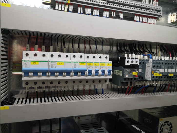 Delem Da66t 125 3+1 4+1 6+1 8+1 Cnc Hydraulic Press Brake For Metal Plate Bending Delem Da66t 125 3+1 4+1 6+1 8+1 Cnc гидравлический листогибочный пресс для гибки металлической пластины