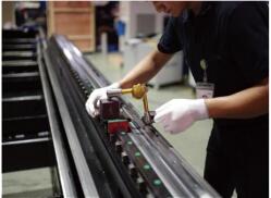 Fiber Laser Cutting Machine Masterline 8kw,4000x2000mm,With Ipg Laser Source Волоконно-лазерный станок для резки Masterline 8 кВт, 4000x2000 мм, с лазерным источником Ipg