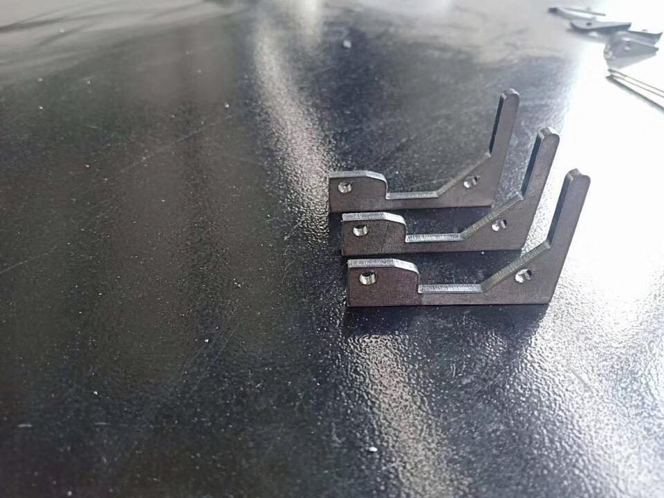 High Power 3015 2000W Metal Sheet Cnc Fiber Laser Cutting Machine Высокомощный 3015 2000W станок для лазерной резки листового металла с ЧПУ