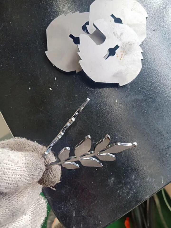 Высокомощный 3015 2000W станок для лазерной резки листового металла с ЧПУ