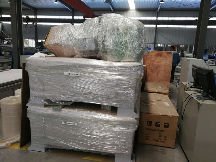 High Quality 1530 Fiber Laser Cutting Machine For Metal 500w 750w 1000w 1500w Высококачественный станок для лазерной резки волокна 1530 для металла 500в 750в 1000в 1500в