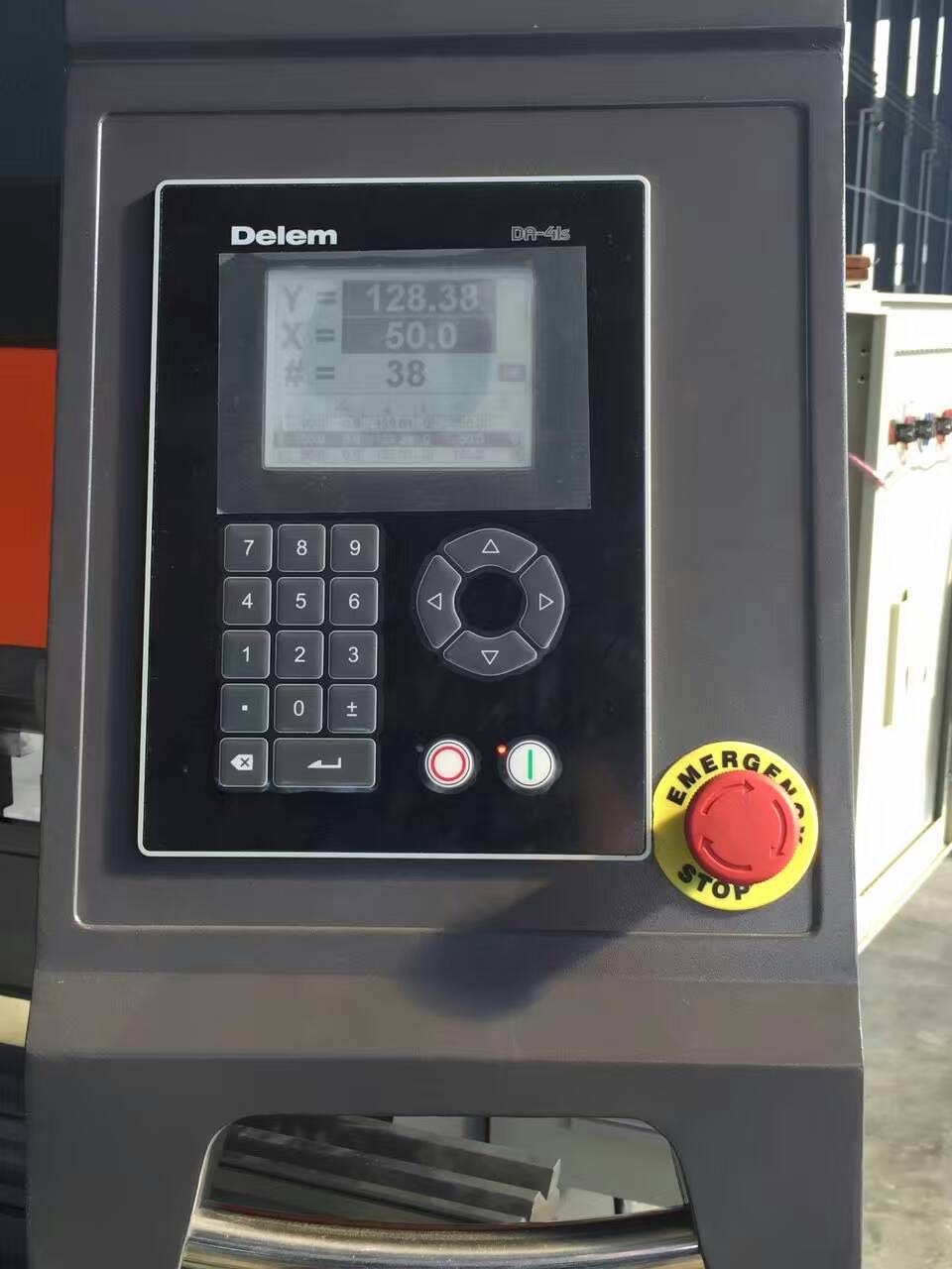 Hydraulic Stainless Steel Wc67y/k-300/6000 Mould Crowning Press Brake Гидравлический листогибочный пресс Wc67y/k-300/6000 из нержавеющей стали