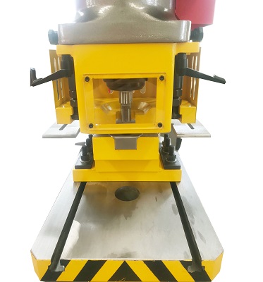 Steel Plate Angle Cutting Punching Notching Machine Hydraulic Ironworker For Sale Стальная пластина Угловая резка Штамповочная машина Гидравлический металлургический станок для продажи