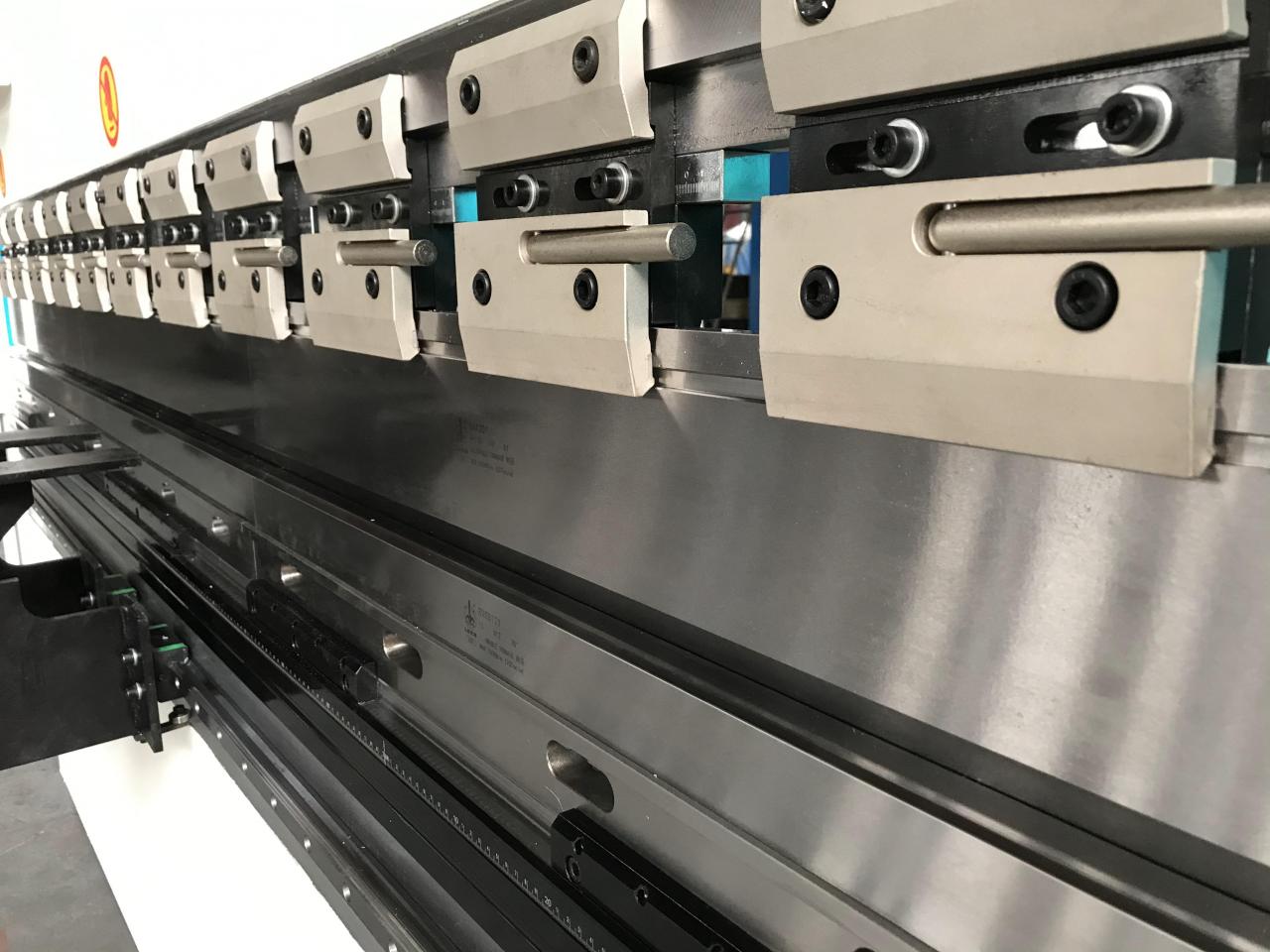 Wc67y-65/2500 OEM гидравлический листогибочный пресс стальной гибочный станок